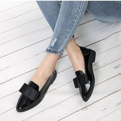 Flat Oxford Pointed Toe Butterfly-Knot